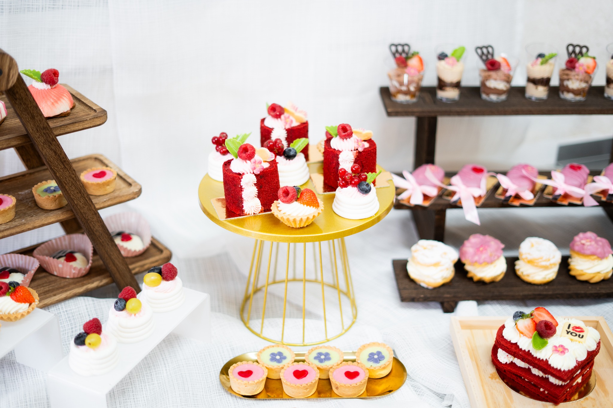 Ponuka cupcake stôl cukráreň Domáca chuť Dolný Kubín - Ružomberok DomacaChut.sk detail mini dezertov 01